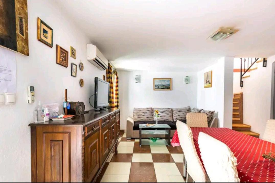 Villa Angie Old Town With Jacuzzi Split Bagian luar foto