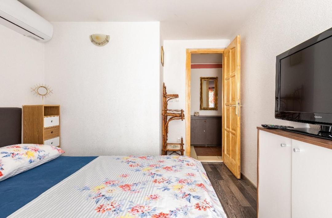 Villa Angie Old Town With Jacuzzi Split Bagian luar foto